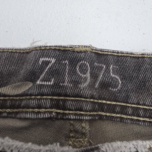 Zara Basic Z1975 Denim Jeans Womens 6 Gray Camo Distressed Skinny Frayed Hem - Picture 7 of 11